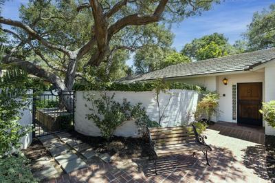 PHOTOS: Raiders coach Josh McDaniels picks up $4.95M Henderson home